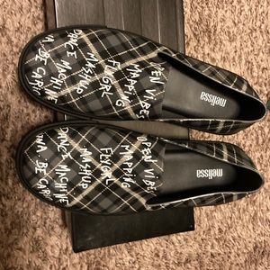 Melissa slip ons sz 7